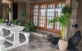 Monte Roza Guest House